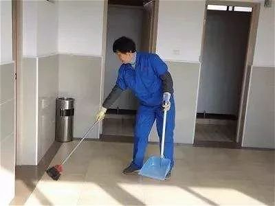 創(chuàng)城故事 | 廊下保潔阿姨的“白加黑”奉獻